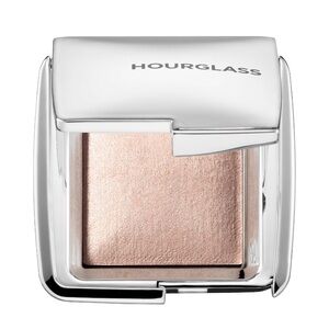 NEW! HOURGLASS ambient strobe lighting powder